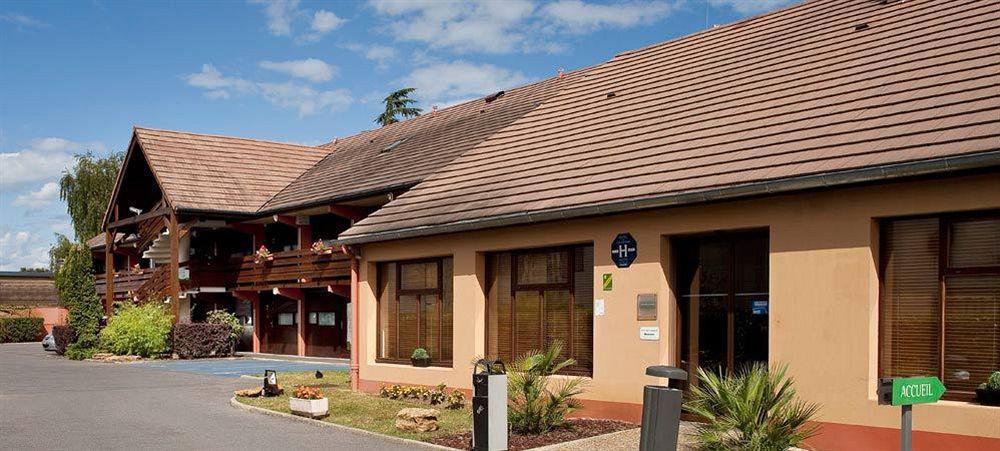 Campanile Hotel Mayenne Esterno foto